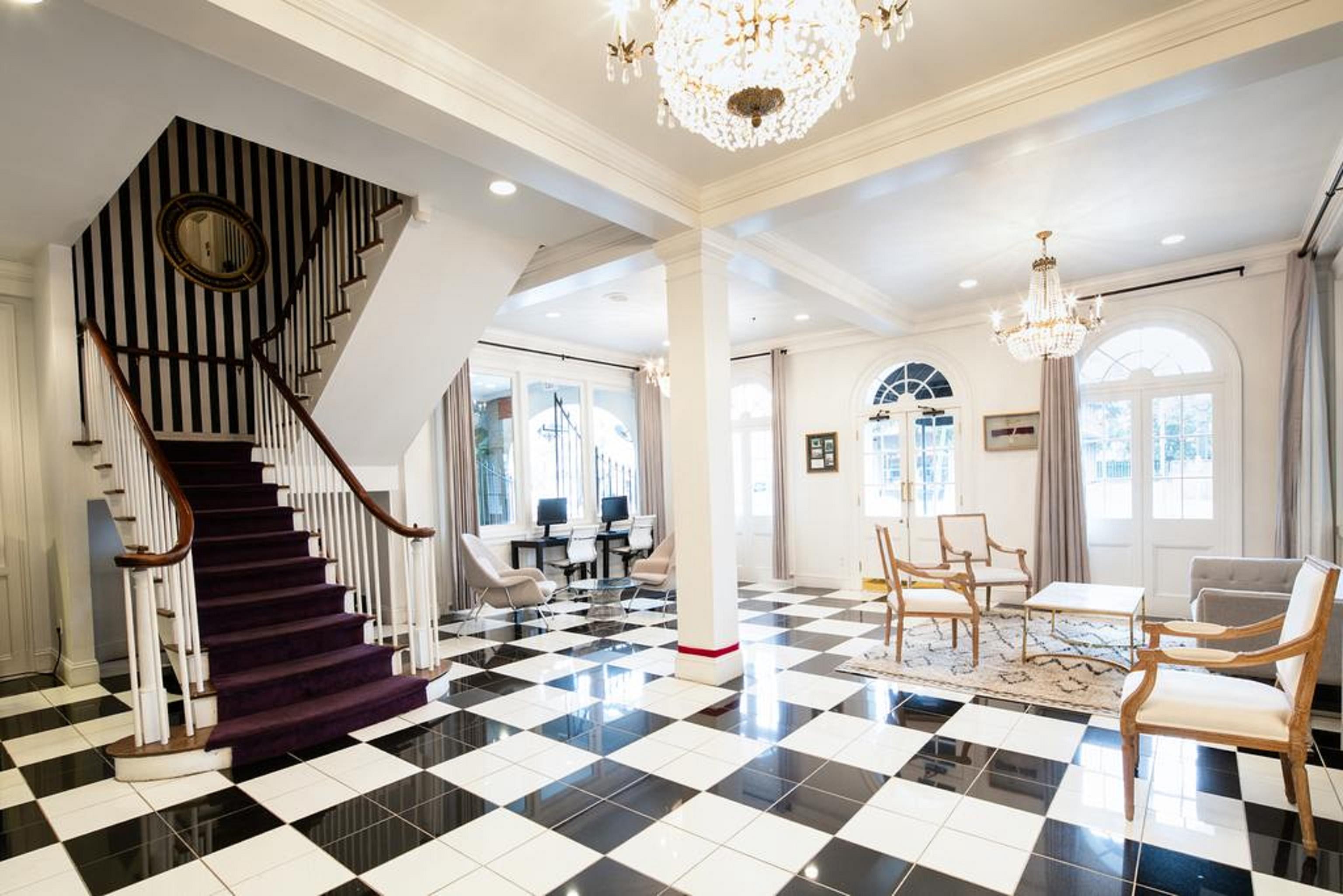 Maison Saint Charles Новый Орлеан Экстерьер фото